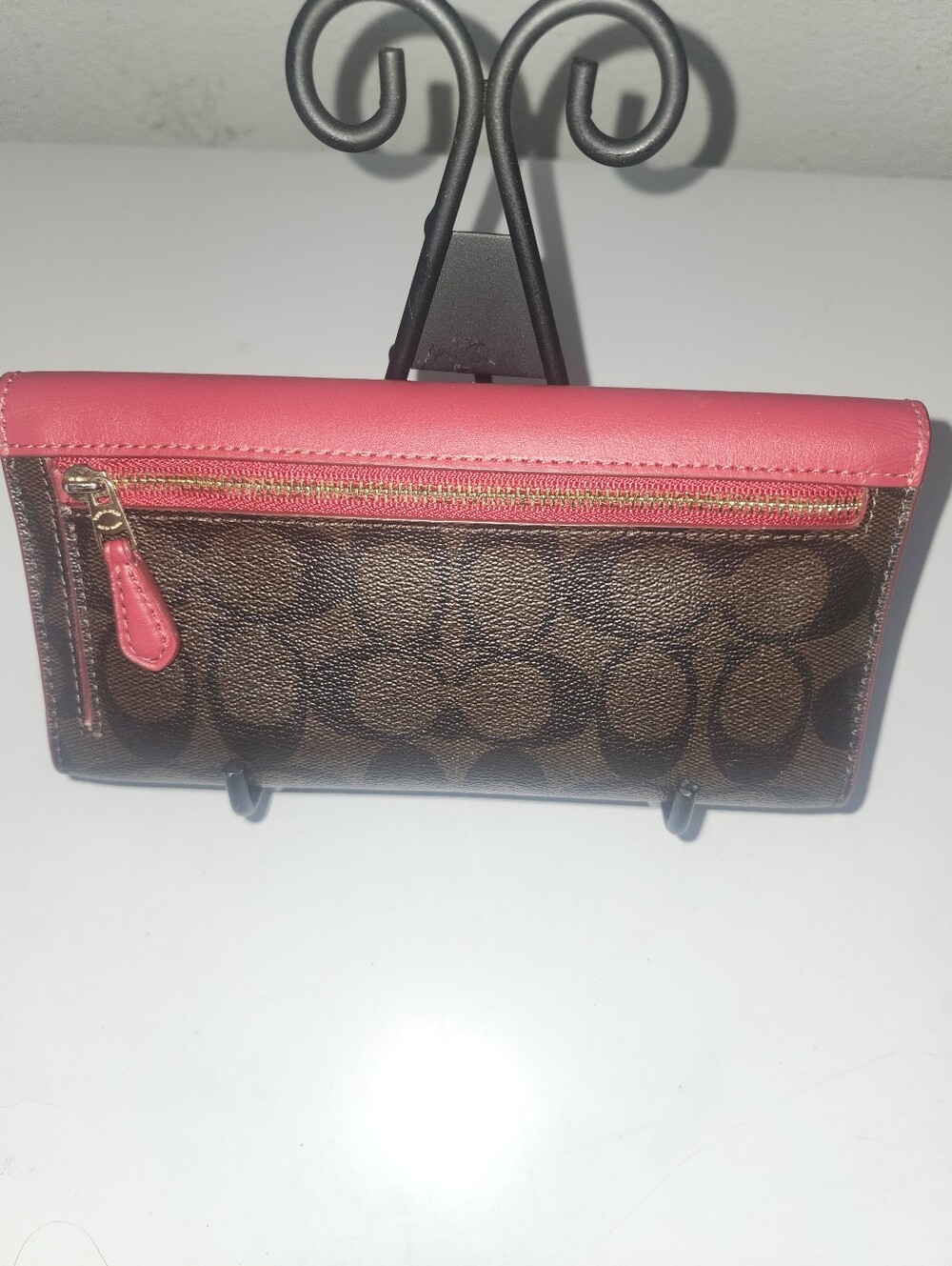 Coach Signature Wallet - Picture 2 of 9